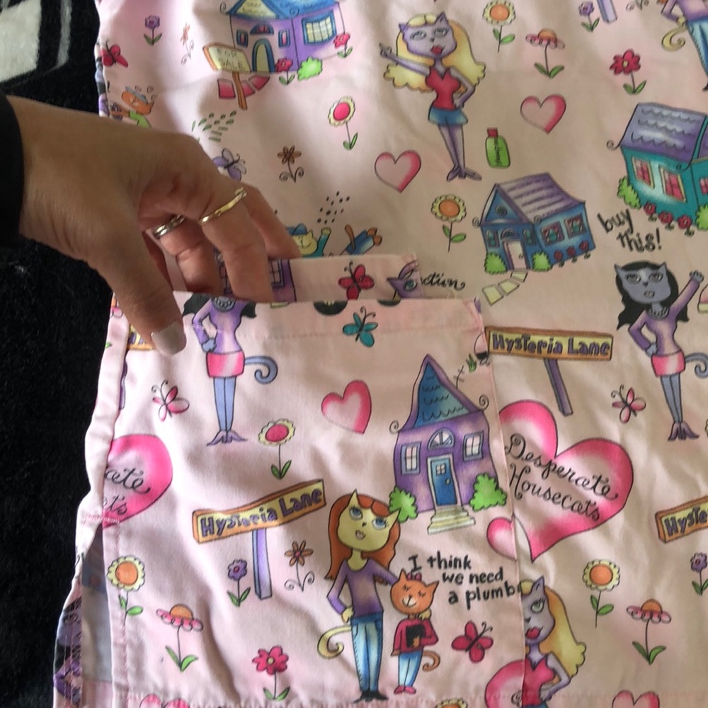 Scrub top small - Picture 3 of 5